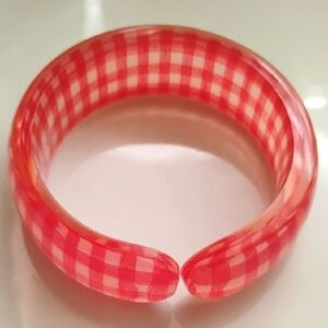 Resin wide Bangle With Pattern